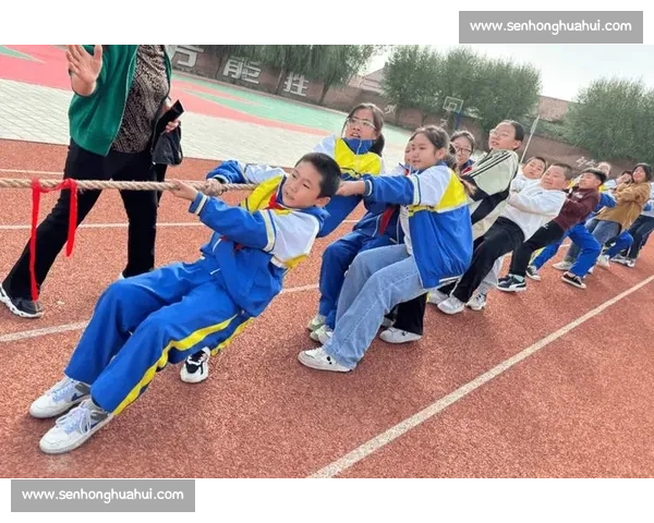 《团结协作拼尽全力记一次激烈而精彩的拔河比赛》